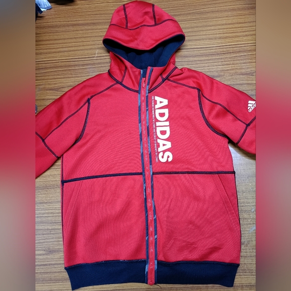 adidas Other - Adidas 2 in 1 sport quality size M